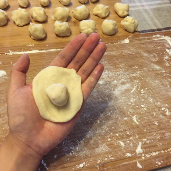 苏式榨菜鲜肉月饼