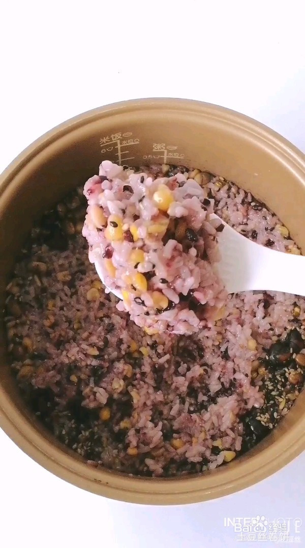 蜂蜜杂粮糯米球的制作方法