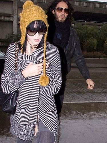 怎样搭配雪花图案打底裤？