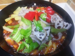 糯香鸭掌干锅怎么做