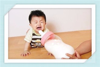 怎样给宝宝添加奶粉?