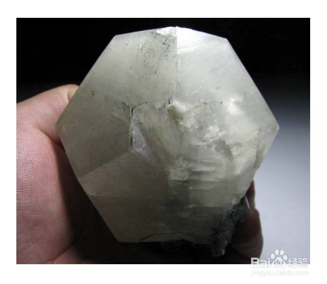 如何找寻矿物晶体