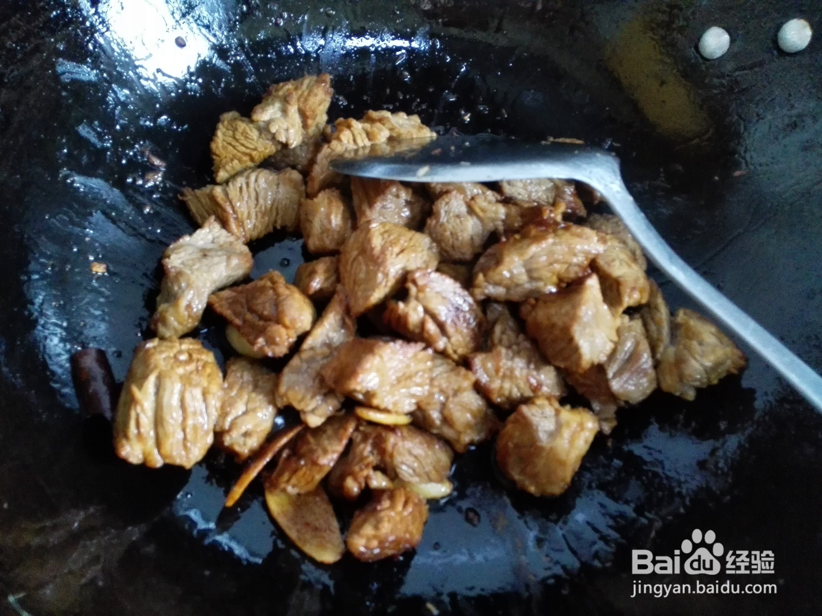 胡萝卜土豆炖牛肉的做法