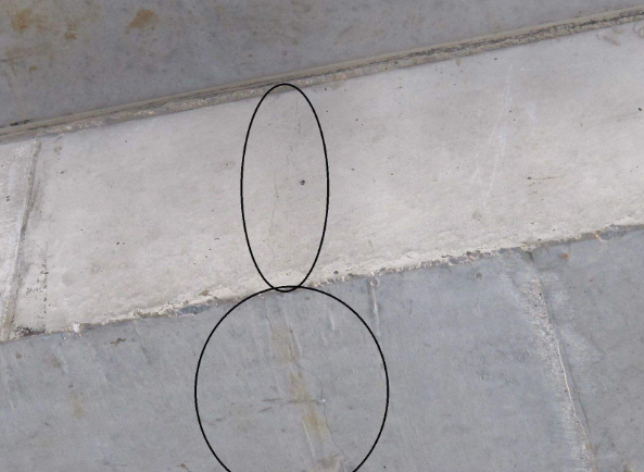 混凝土预制箱梁裂缝的成因