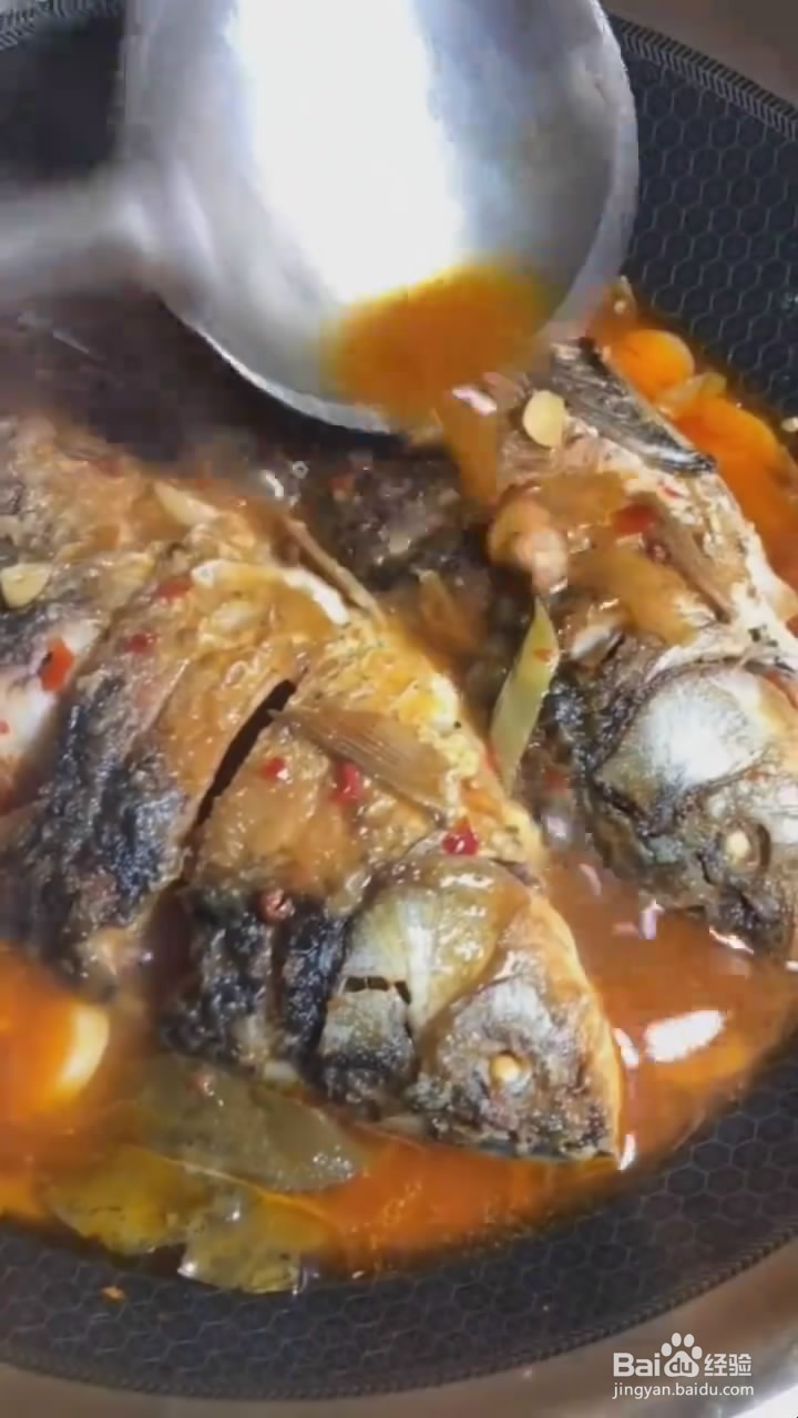 如何制作红烧鲫鱼