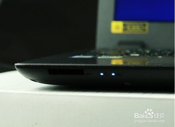 宏碁威武V5-591G 51W2开箱