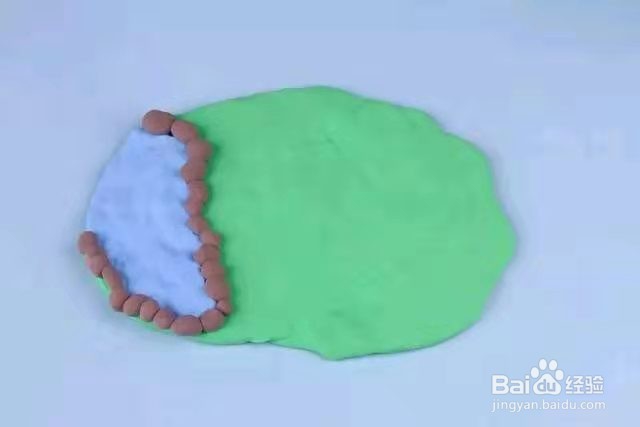 用粘土做小院草地