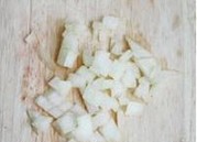 木耳胡萝卜炒卷心菜的家庭做法。