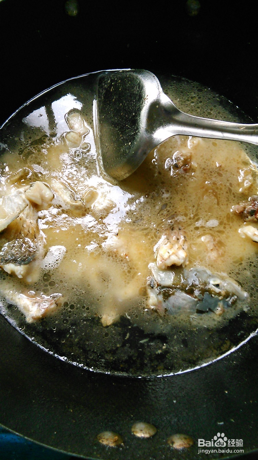 怎样做萝卜煮鱼?