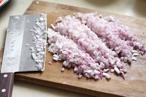 四川特-广式腊肠芦笋披萨怎么做