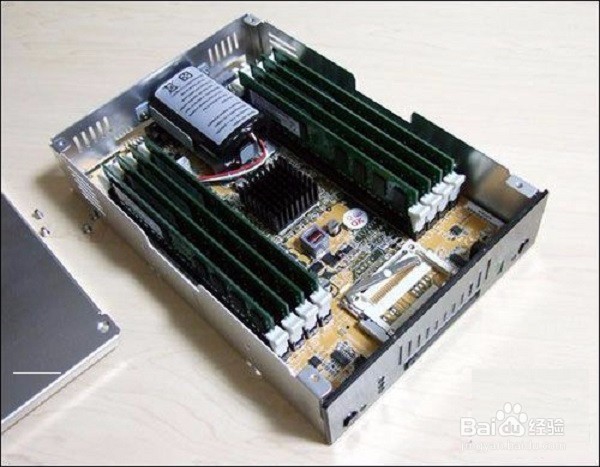 通过性能参数挑选固态硬盘