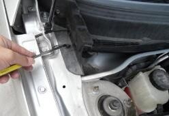 荣威rx3空气滤芯怎么更换