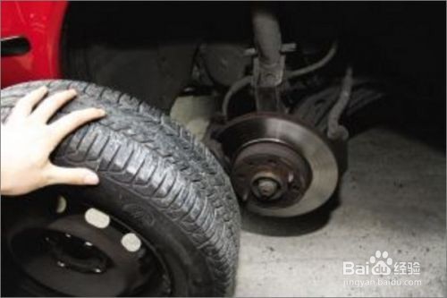 汽车轮胎怎么换