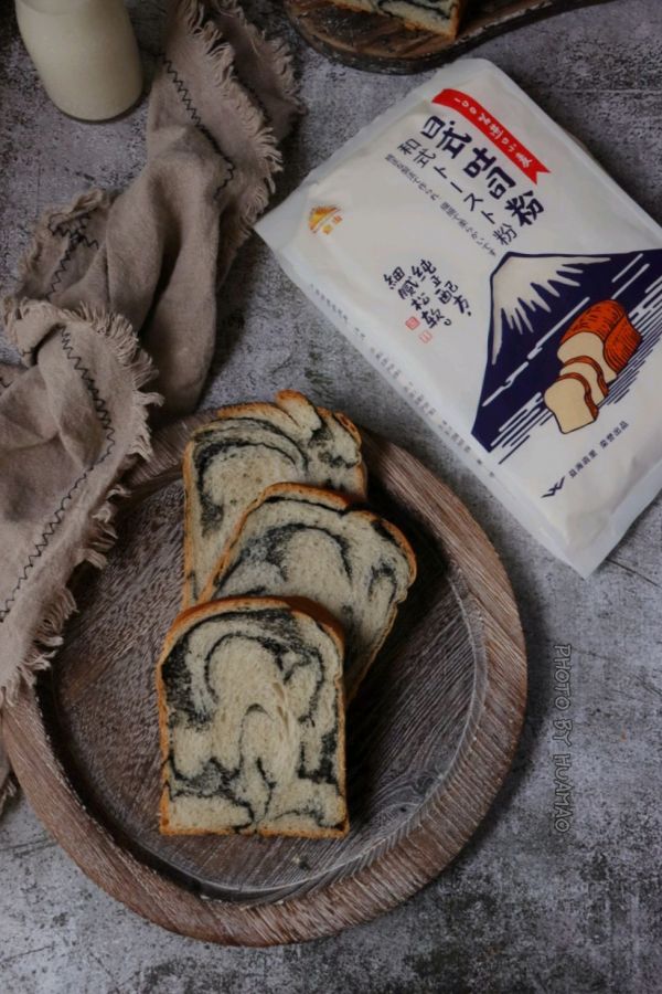 黑芝麻大理石纹吐司