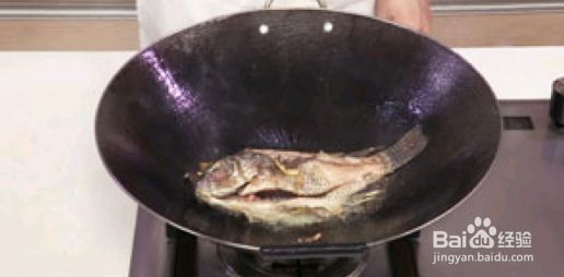 豆腐紫菜鲫鱼汤的简单做法#初冬怎么吃#