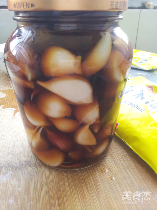 原味腌蒜和糖醋蒜