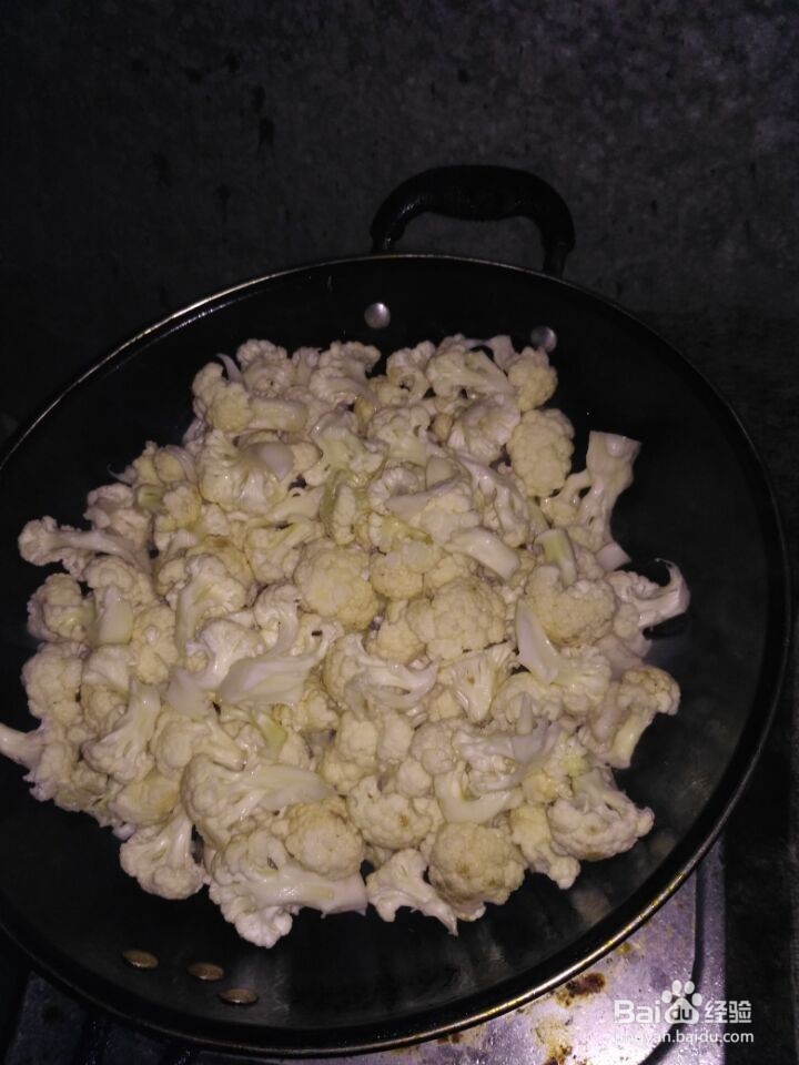 家庭小炒菜花，方便简单的猪肉清炒花菜方法
