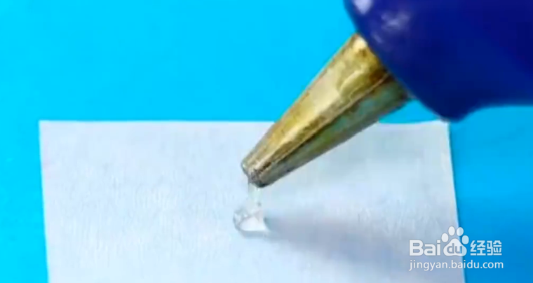 如何给芭比更好地涂指甲油