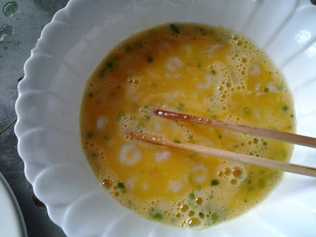 超美味的虾仁煎蛋，每一口都是满满的幸福！