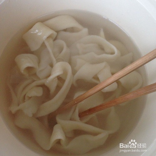 夏季蔬菜凉拌面怎么做？