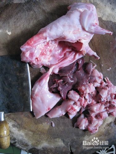 自贡鲜锅兔的做法
