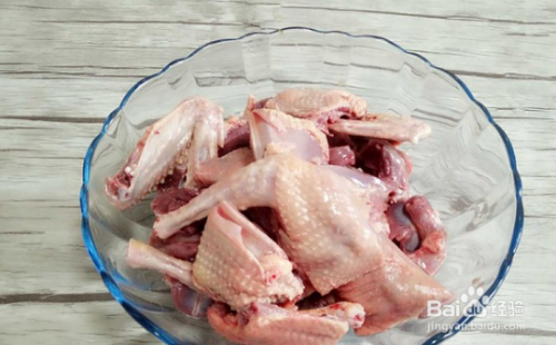 鸽子炖天麻的做法