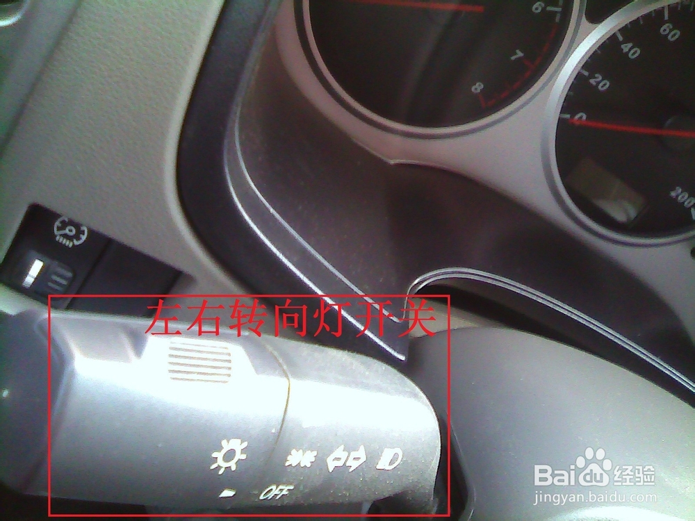 初级车手驾驶时谨记一些细节，遵守路规安全驾驶