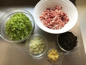 抱蛋煎饺怎么做