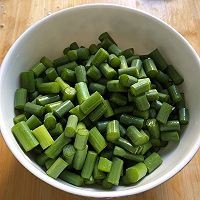 香辣金钱蛋怎样做
