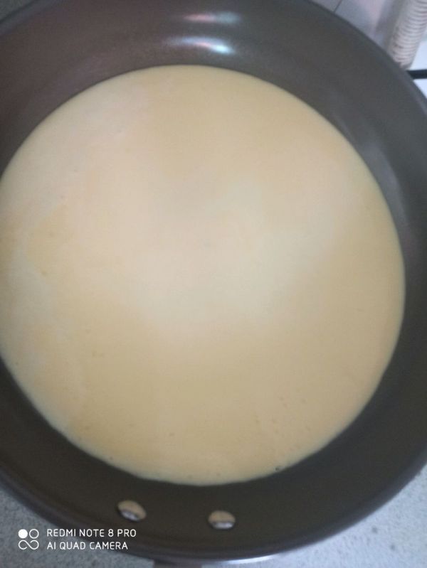 奶黄馅冰皮月饼