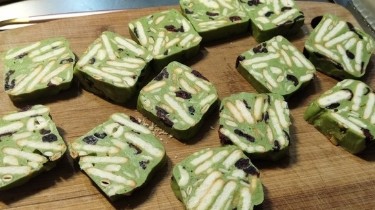 小奇福饼干抹茶雪花酥的做法