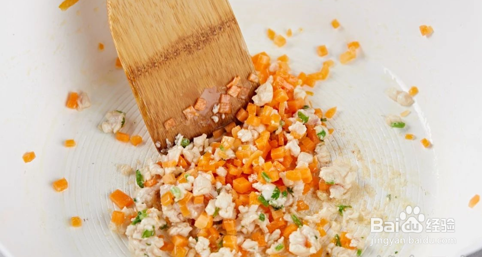 11个月宝宝补铁补钙辅食----腰果鸡丁焖饭