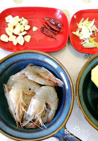 自己做大虾焖土豆
