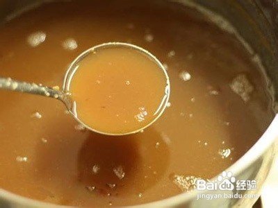 自己做止咳化痰生津益气的川贝雪梨冰糖银耳膏