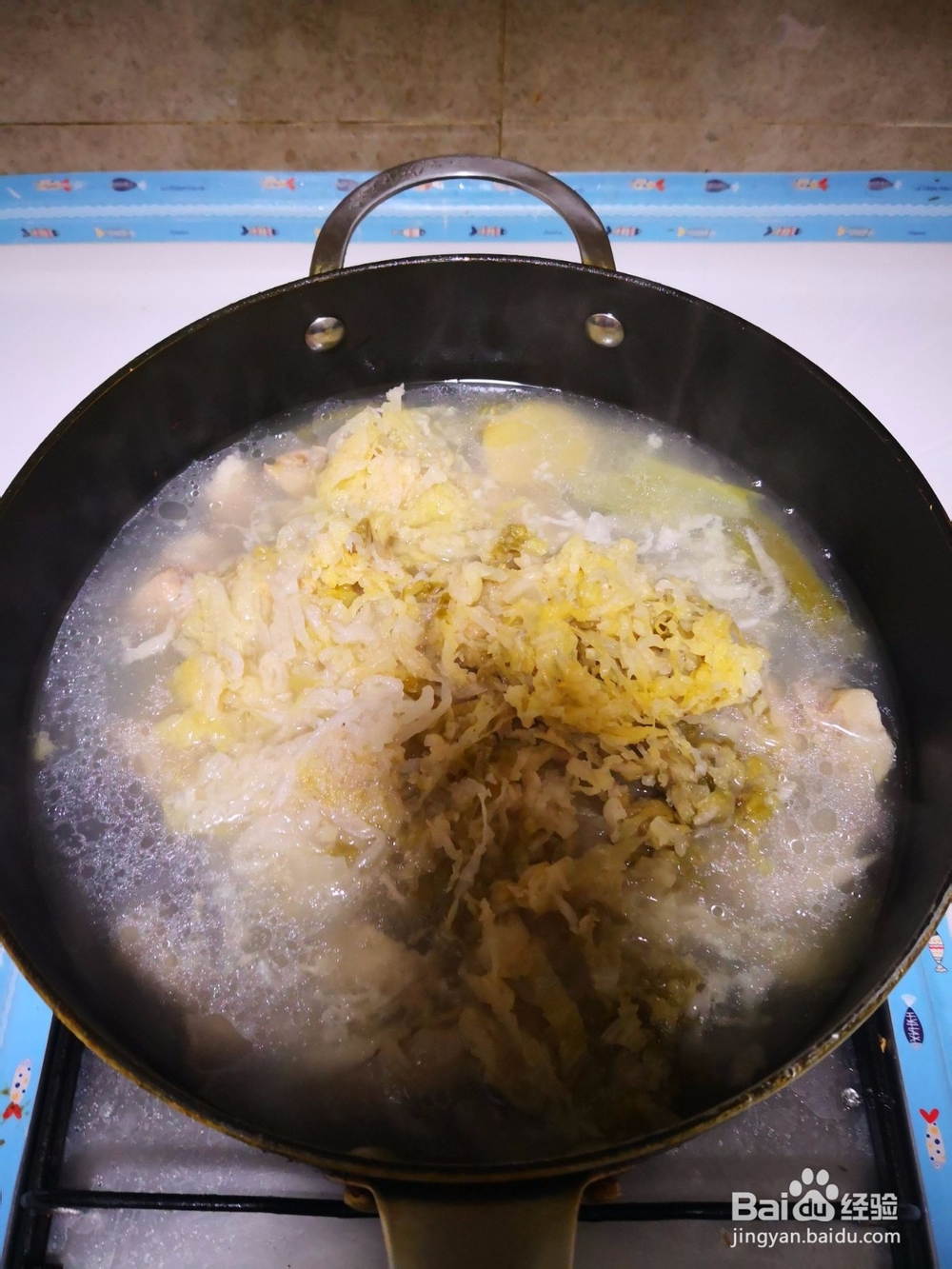 怎么做脊骨炖酸菜