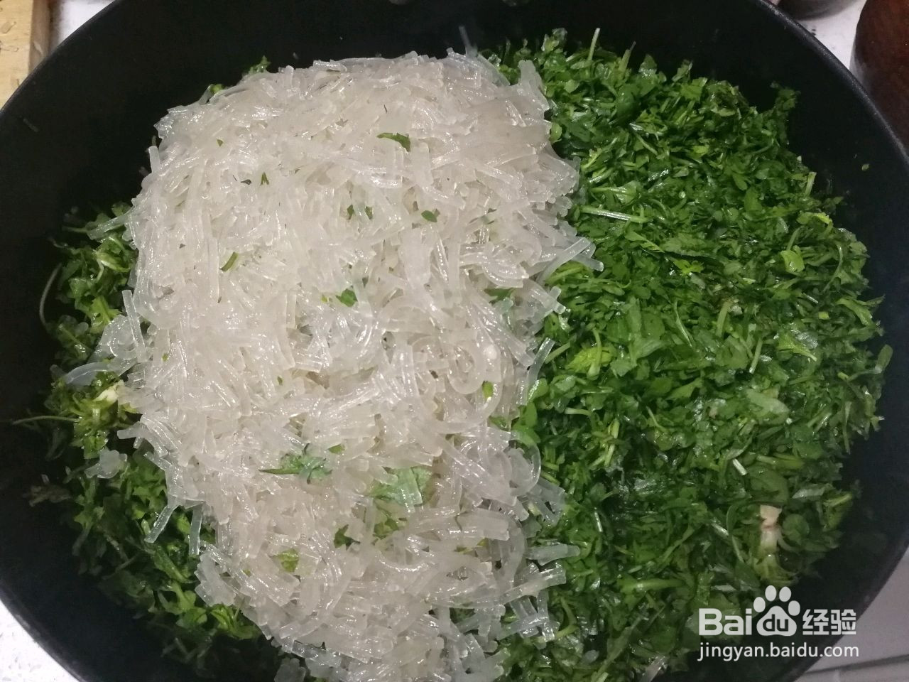 荠菜包子的做法