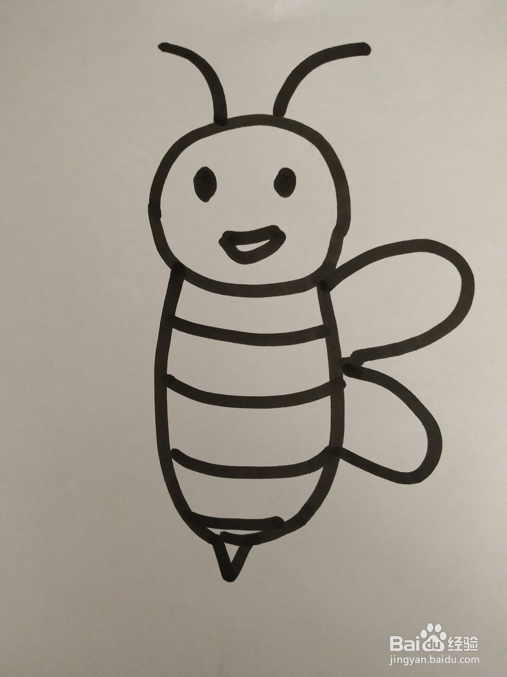 蜜蜂的简笔画技法一。