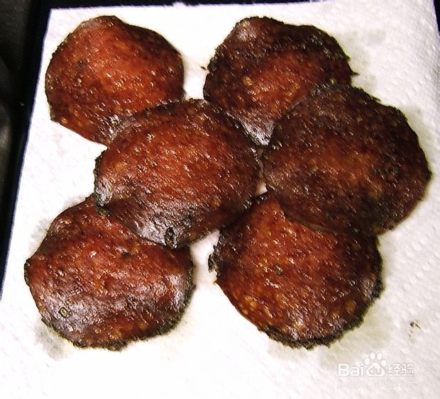 制作脆皮烤香肠