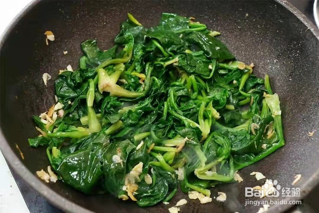 菠菜炒鸡蛋的做法