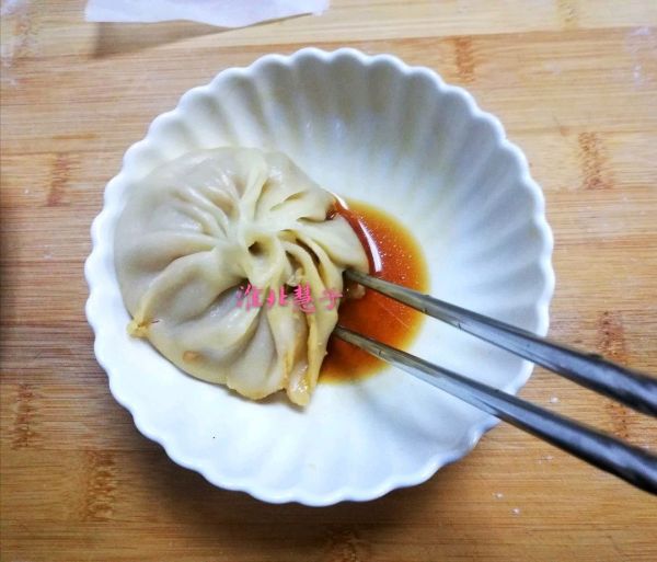 快手鸡汁灌汤包