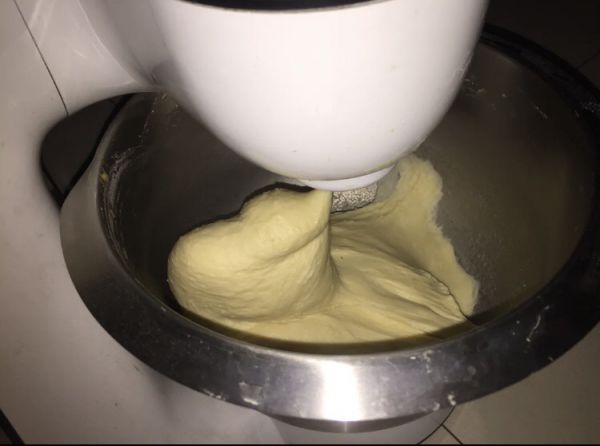 六角星星豆沙面包