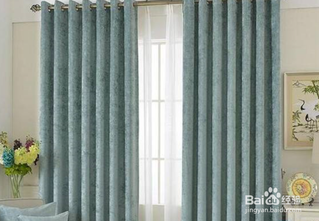 卧室窗帘如何选择搭配更美观呢?