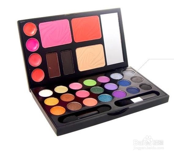 选购眼影有什么技巧?选购眼影的注意事项!