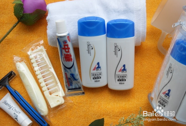 坐火车必备物品包括哪些