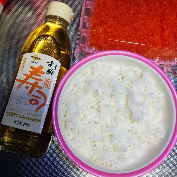 金枪鱼黄瓜寿司