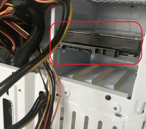 怎么加装机械硬盘