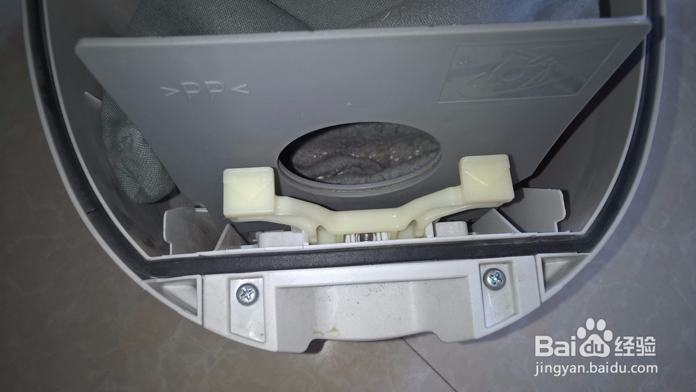 怎样安装小型家用吸尘器