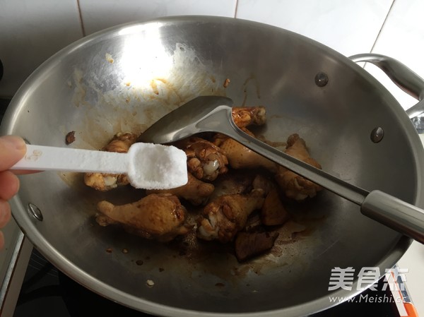腐竹土豆烧翅根