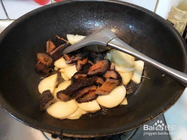 如何做出好吃美味的冬笋烧红极参