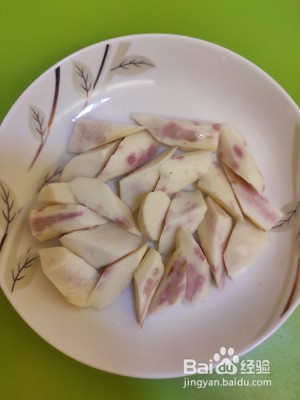 乌鸡山药鲜汤【美容养颜】